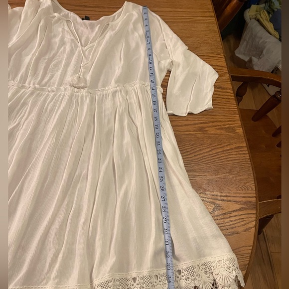 Women’s white babydoll with lace trim - Picture 7 of 10